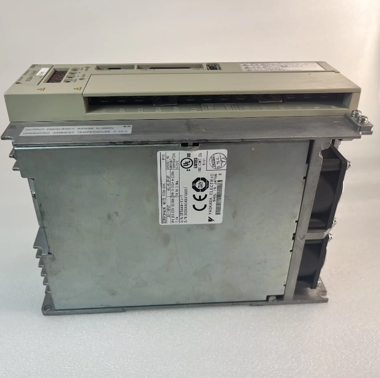 AC SERVO DRIVE YASKAWA AC SERVO DRIVE SGDH-30AE